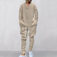 2-delat herrset bestående av en baggy sweatshirt med V-ringning och joggingbyxor