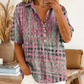 👚 50 % RABATT JUST NU! ✨ Sommarblus med krage för dam – abstrakt mönster, ledig passform och luftig – lätt, andas bra och perfekt för varma dagar eller en avslappnad kontorslook 🍃